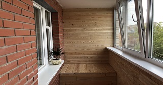 Отделка, остекление, утепление балконов в Дальнереченске от 205 руб. м/2.